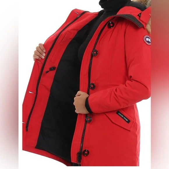 Canada Goose❤️Logo Hooded Down Coat